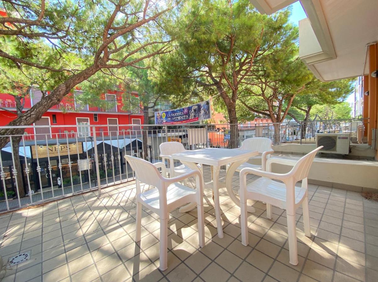 לידו די ג'סולו Appartamenti Adriana Carraro Immobiliare - Family Apartments מראה חיצוני תמונה