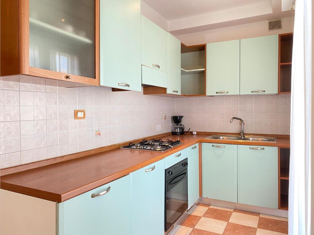 לידו די ג'סולו Appartamenti Adriana Carraro Immobiliare - Family Apartments מראה חיצוני תמונה