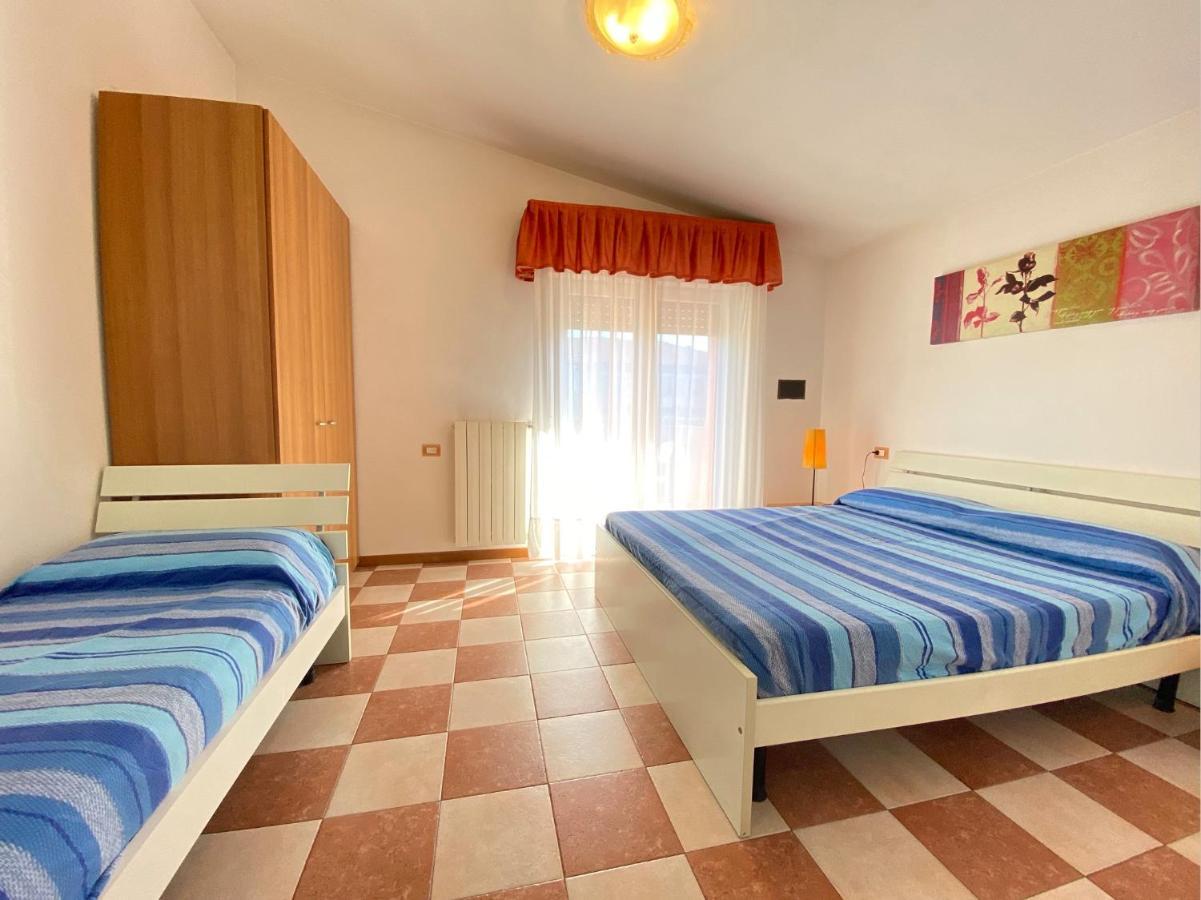 לידו די ג'סולו Appartamenti Adriana Carraro Immobiliare - Family Apartments מראה חיצוני תמונה